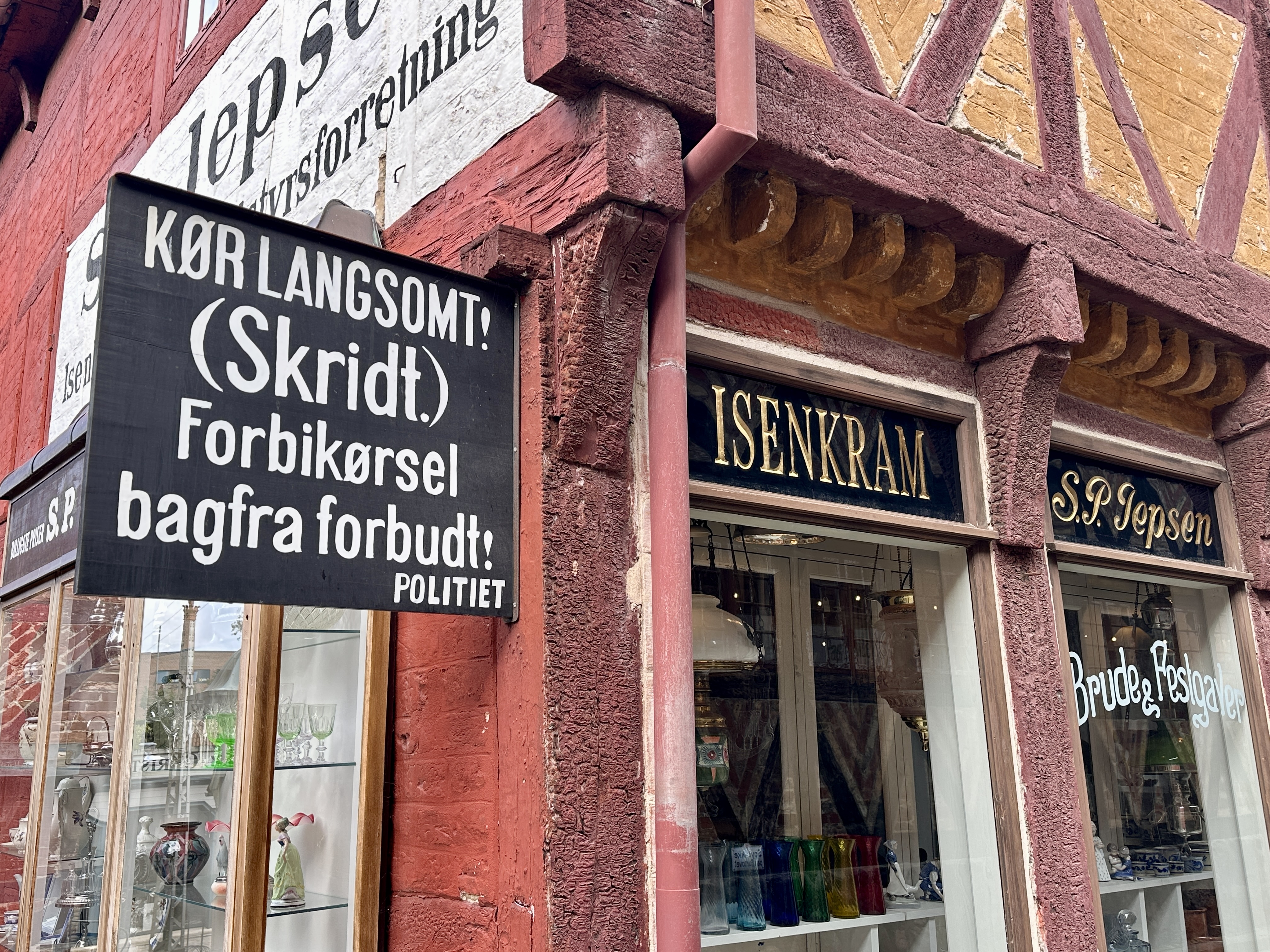 Gammel isenkræmmerbutik