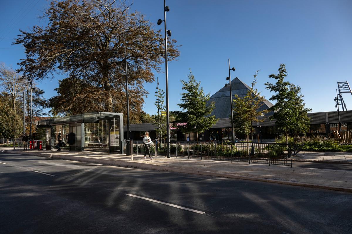 Stoppested ved Haraldslund Svømmehal
